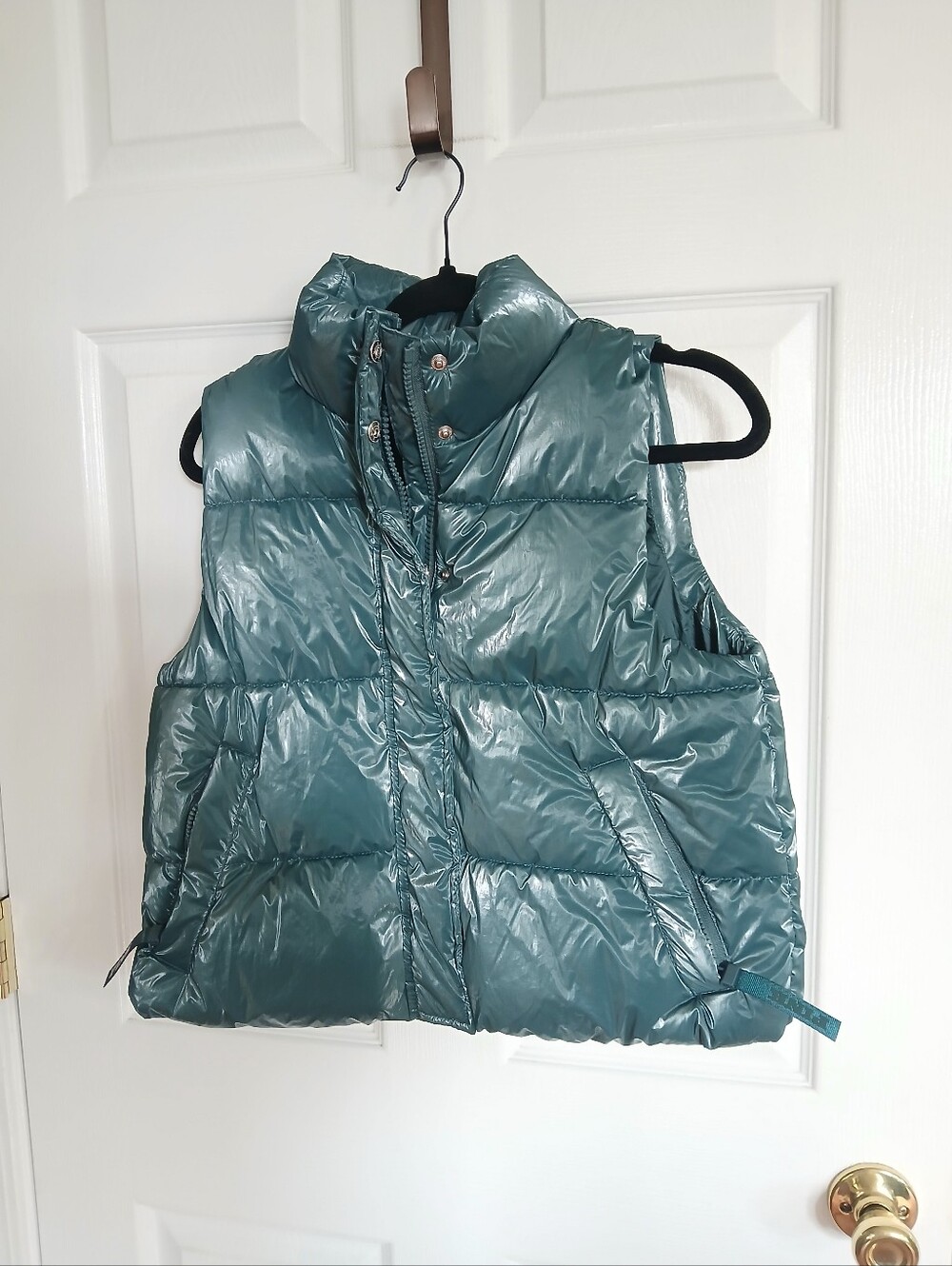 PINK Victoria's Secret Shiny Green Quilted Puffer Vest Ski Snow Outdoors Leisure